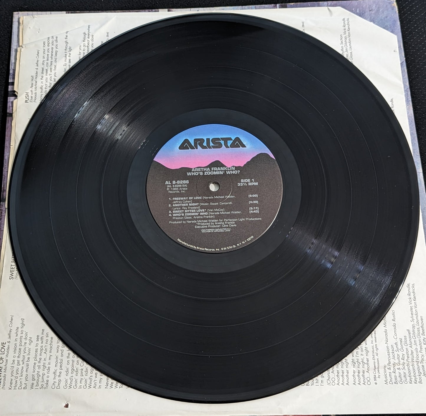 ARETHA FRANKLIN Who's Zoomin Who LP Vinyl Record 1985 Arista AL8-8286 R&B Soul (VG Vinyl, VG Sleeve)